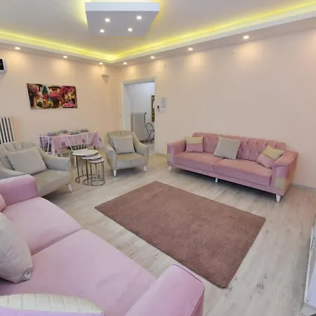 Sevim Apartmanhotel 4*